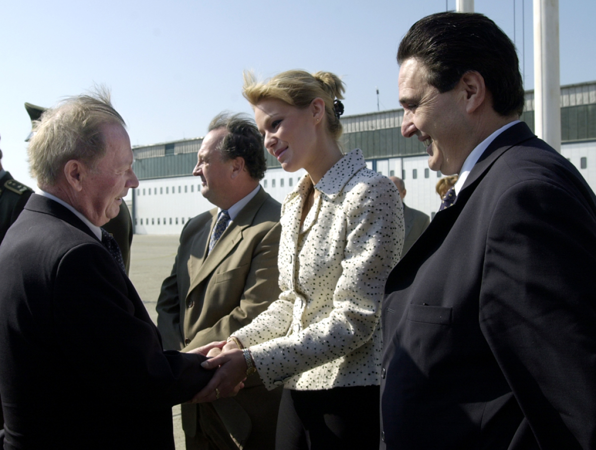 SR-Bratislava-letisko-Schuster-odlet-Rakúsko-Majský-Dubovská