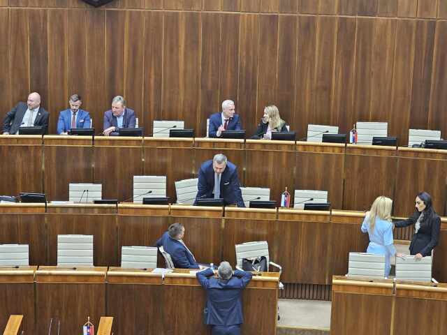 nr sr, parlament atentát, fico