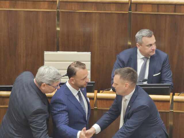 taraba, danko, susko, šutaj eštok, atentát