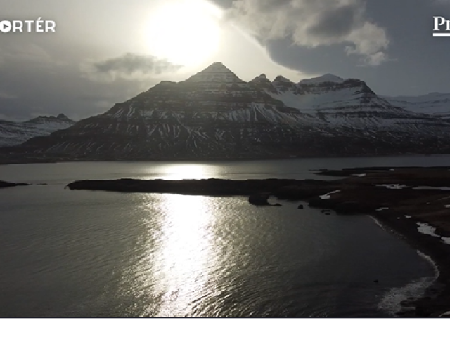Morský záliv, Berufjoerdur, Islande, mReportér