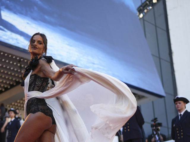 Izabel Goulart