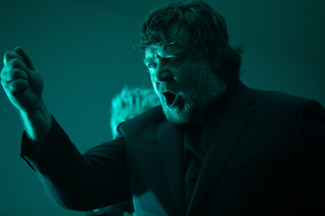 Hlavnú úlohu v horore Exorcizmus stvárňuje Russel Crowe.