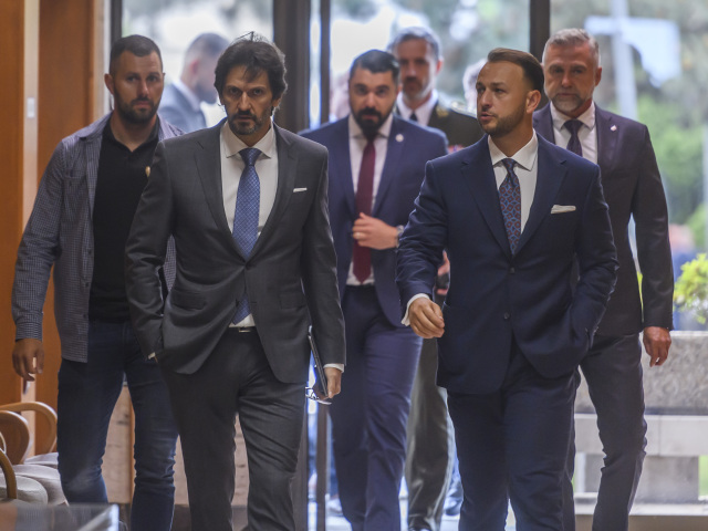 Bezpečnostná rada, Robert Kaliňák, Matúš Šutaj Eštok, rokovanie vlády, Tibor Gašpar, Pavol Gašpar