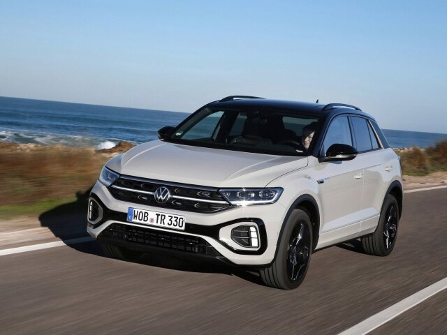 Volkswagen-T-Roc-2022-1600-08