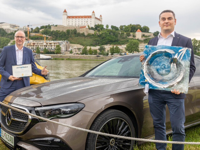 Elektrické auto roka 2024