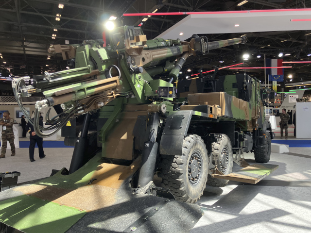 vojna na Ukrajine, húfnica Caesar, Eurosatory