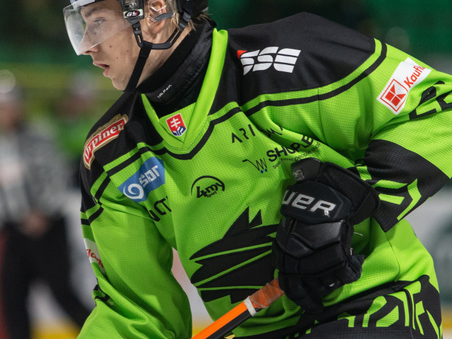 SR Hokej SHL 15.kolo Žilina Trebišov ochranný nákrčník ZAX