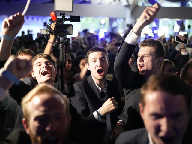 Francúzsko parlament rozpustenie voľby