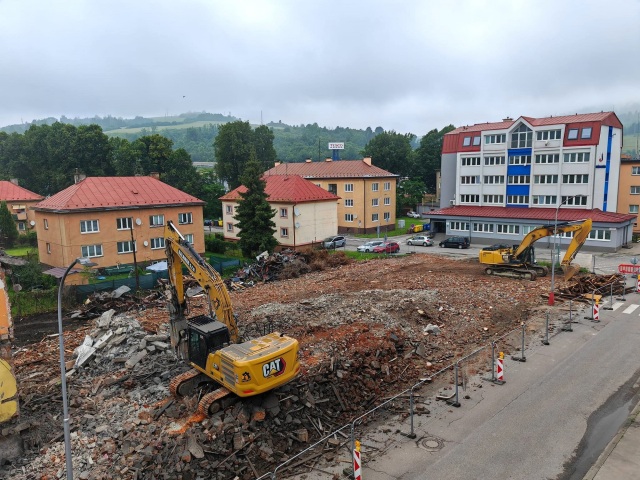 búranie, bytovka, Čadca