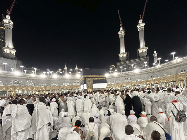 Kaaba, Veľká mešita, hadž