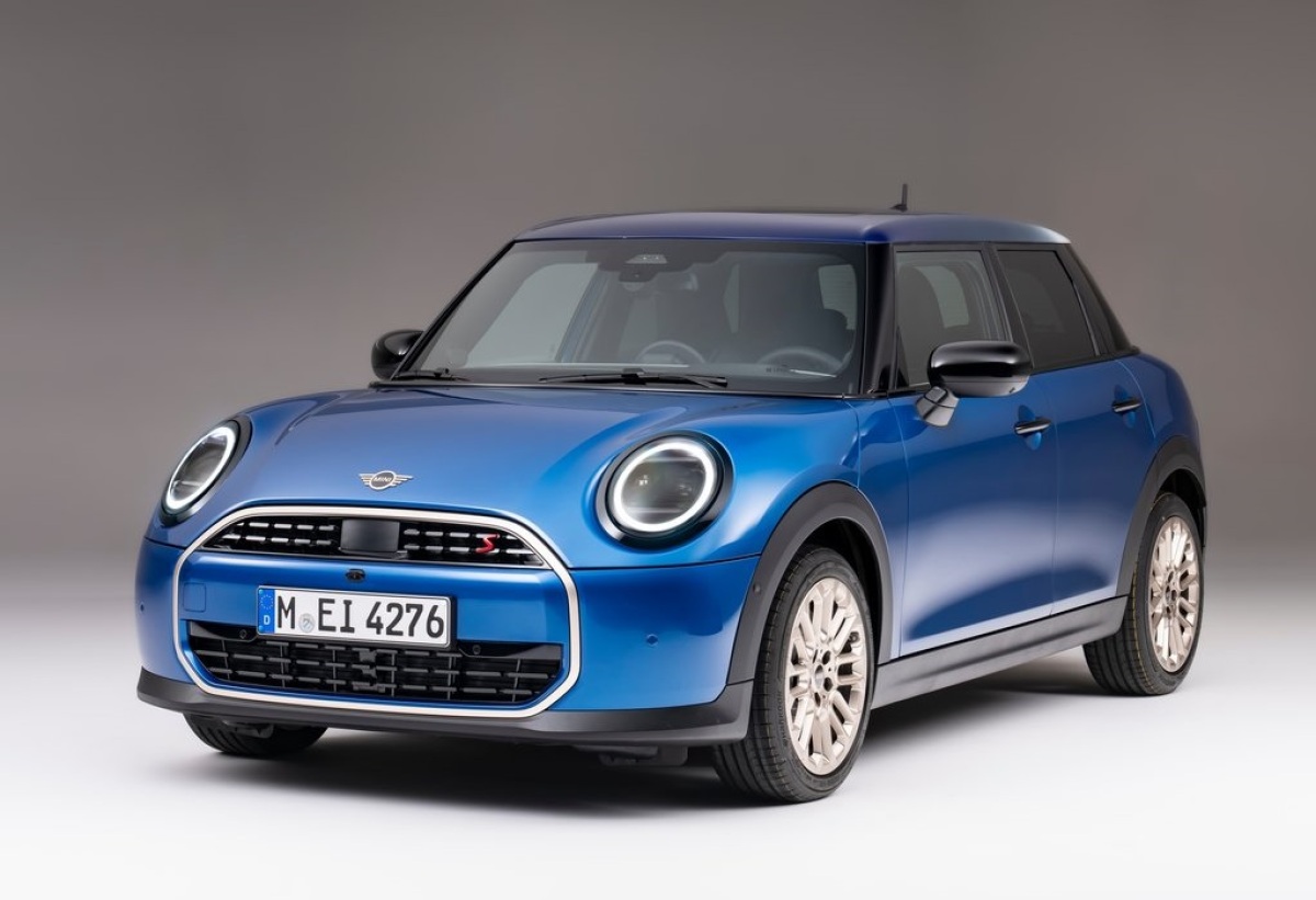 Mini Cooper S 5-door 1