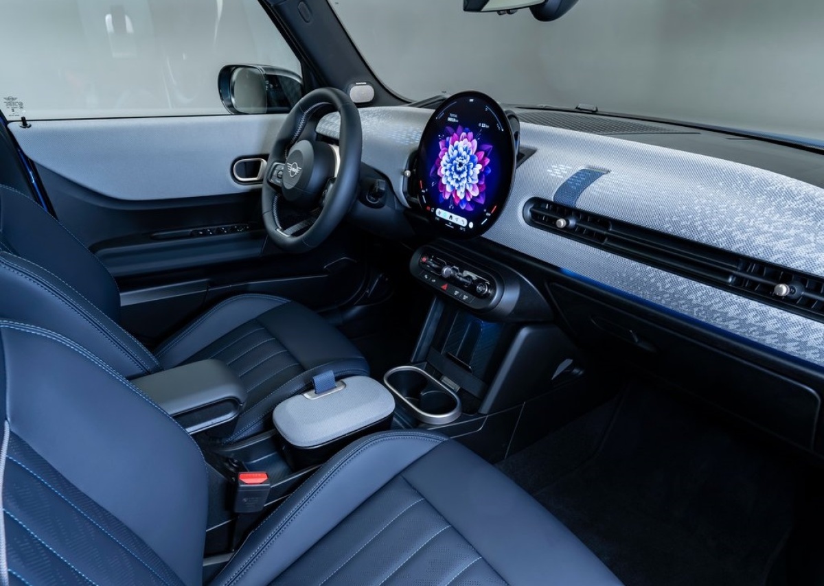Mini Cooper S 5-door 8