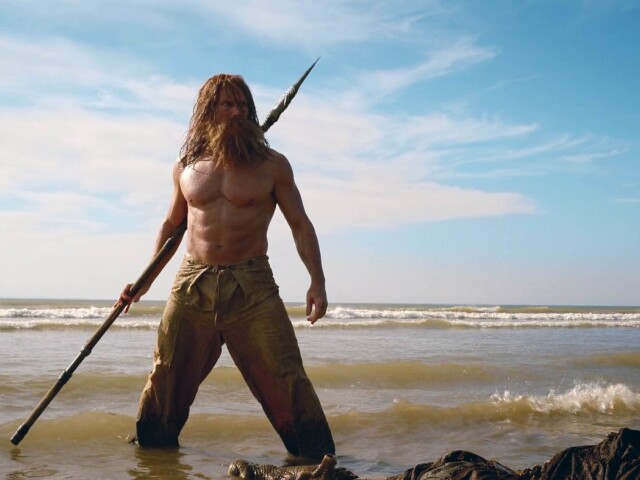 Herec Patrick Wilson na zábere z filmu Aquaman a stratené kráľovstvo. 