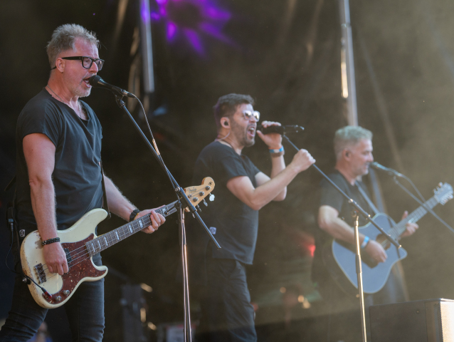 Hex, Dobrý festival