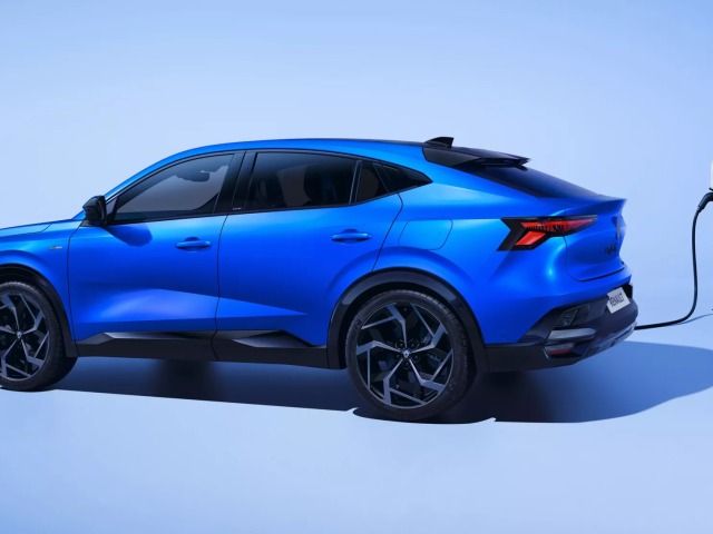 Renault Rafale E-Tech PHEV 4x4 - 2024
