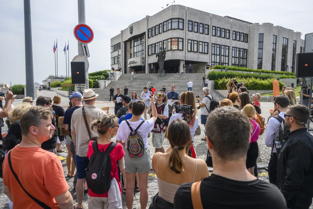 RTVS zamestnanci štrajk pochod