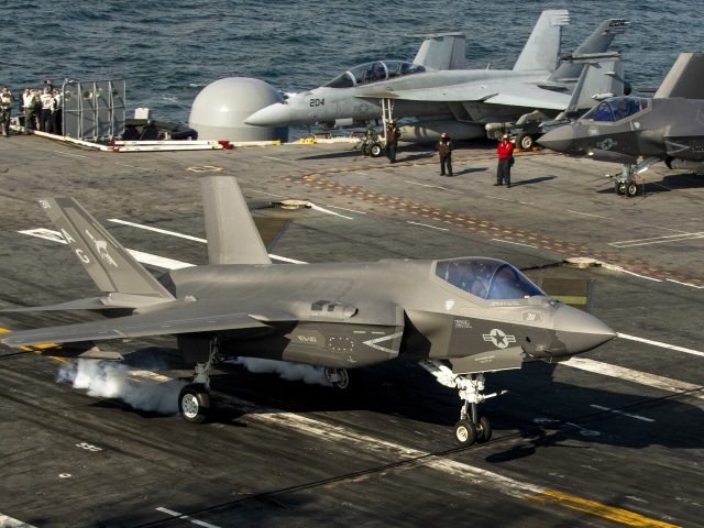 F-35, stíhačka, USS George Washington, USA