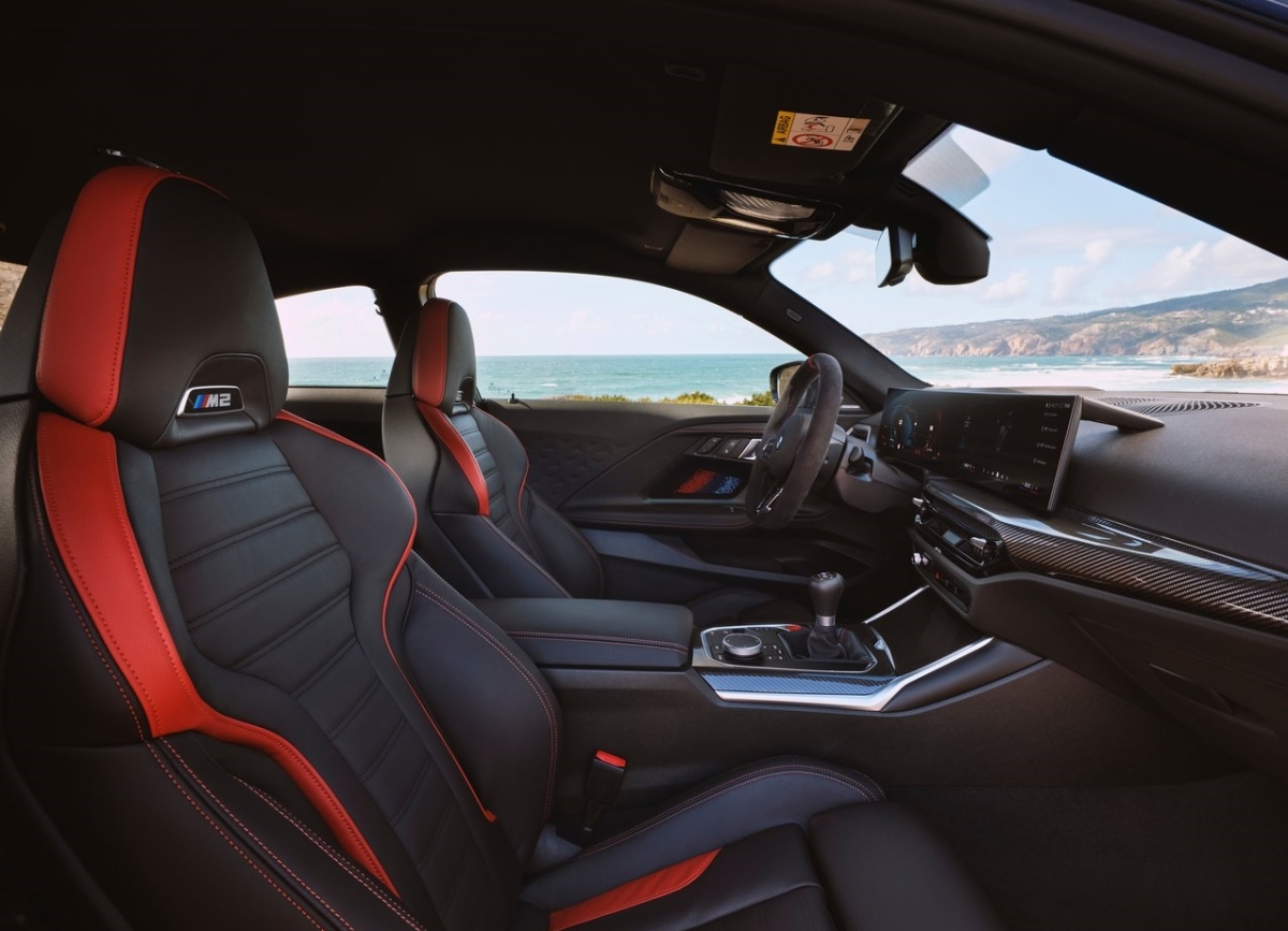 BMW M2 10