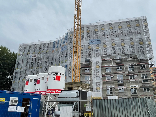 Bratislava, mestská nájomná bytovka, byty, Muchovo námestie