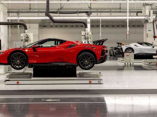 Ferrari - nový závod na elektromobily Maranello 2024 - výroba
