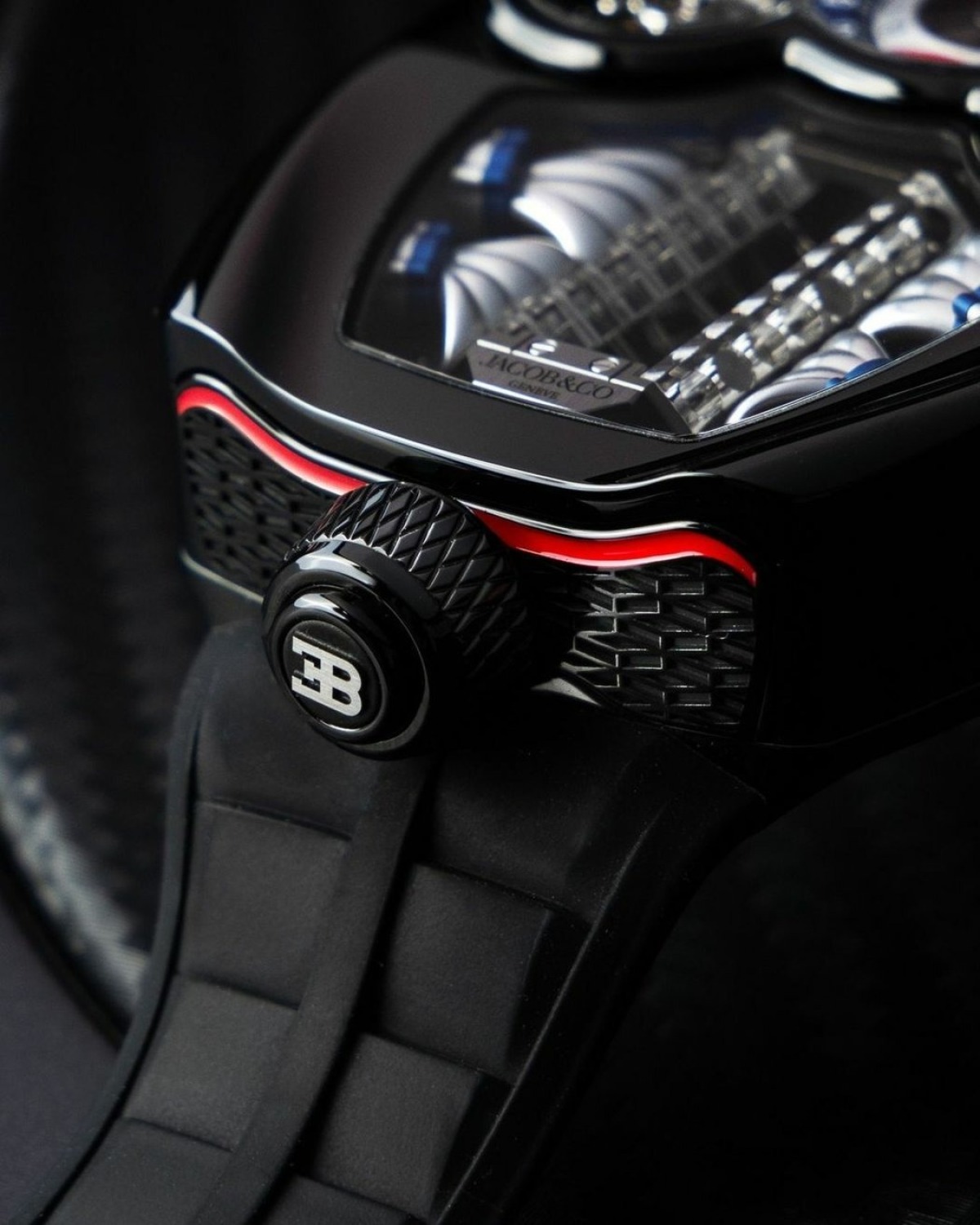 Bugatti Tourbillon - hodinky s motorom V16