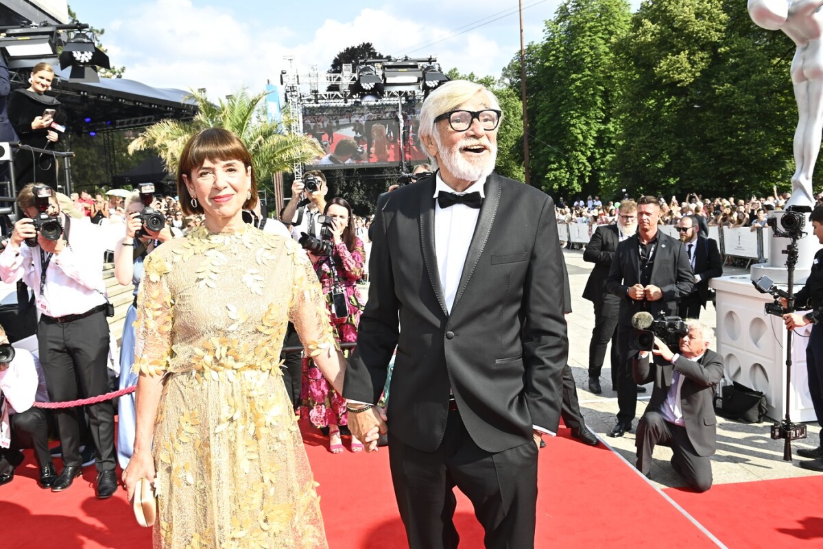 Prezident filmového festivalu Jiří Bartoška a jeho manželka Andrea. 