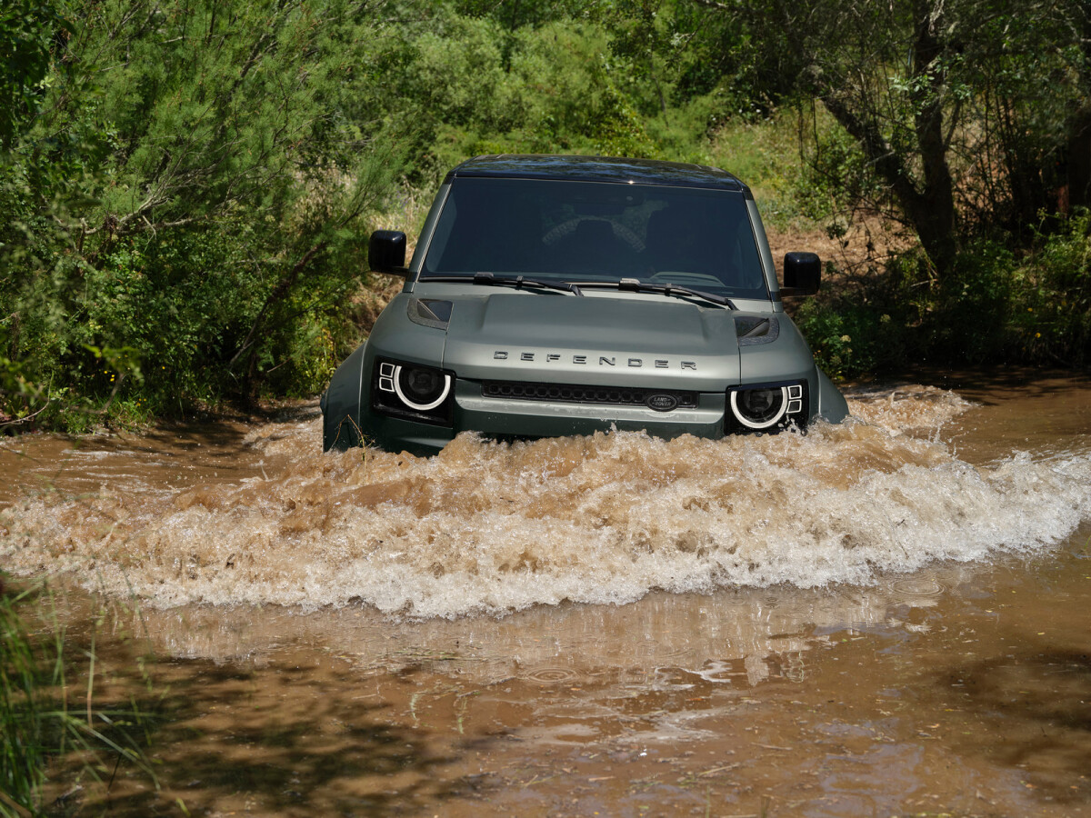 Defender Octa (2024)
