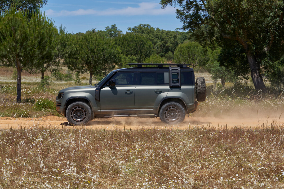 Defender Octa (2024)