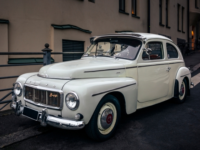 VOLVO PV544