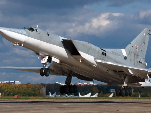 Ruský strategický bombardér Tupolev Tu-22M3.