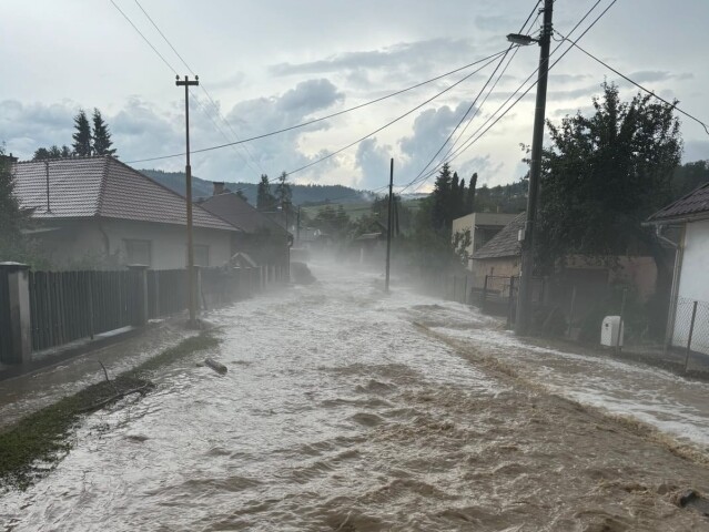 povodeň, brezno a okolie
