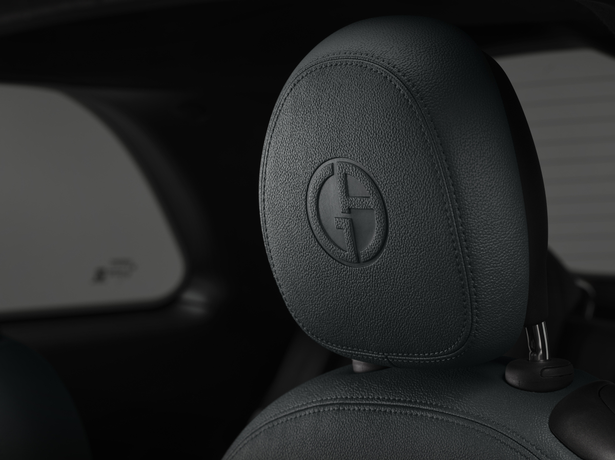 FIAT500e Giorgio Armani  4 