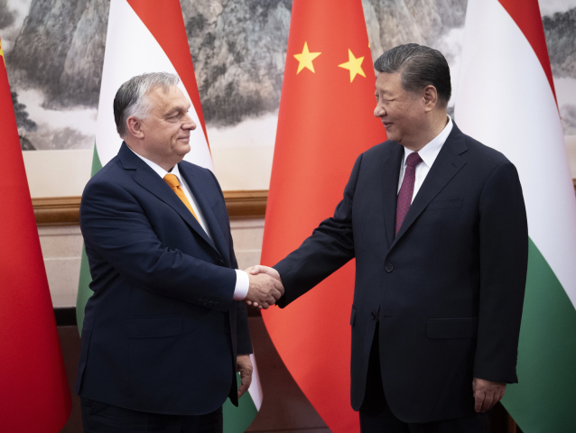 orbán, Si Ťin-pching