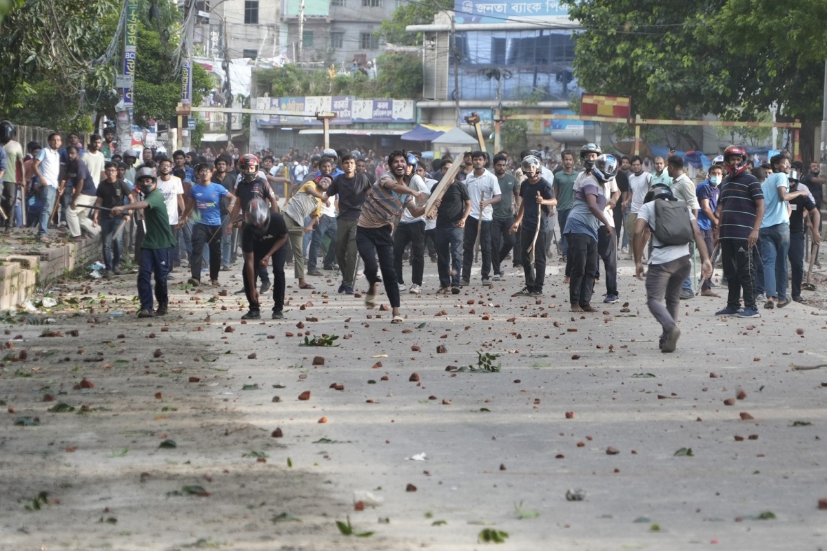 protesty v Bangladéši, rabovanie, demonštrácia, Dháka