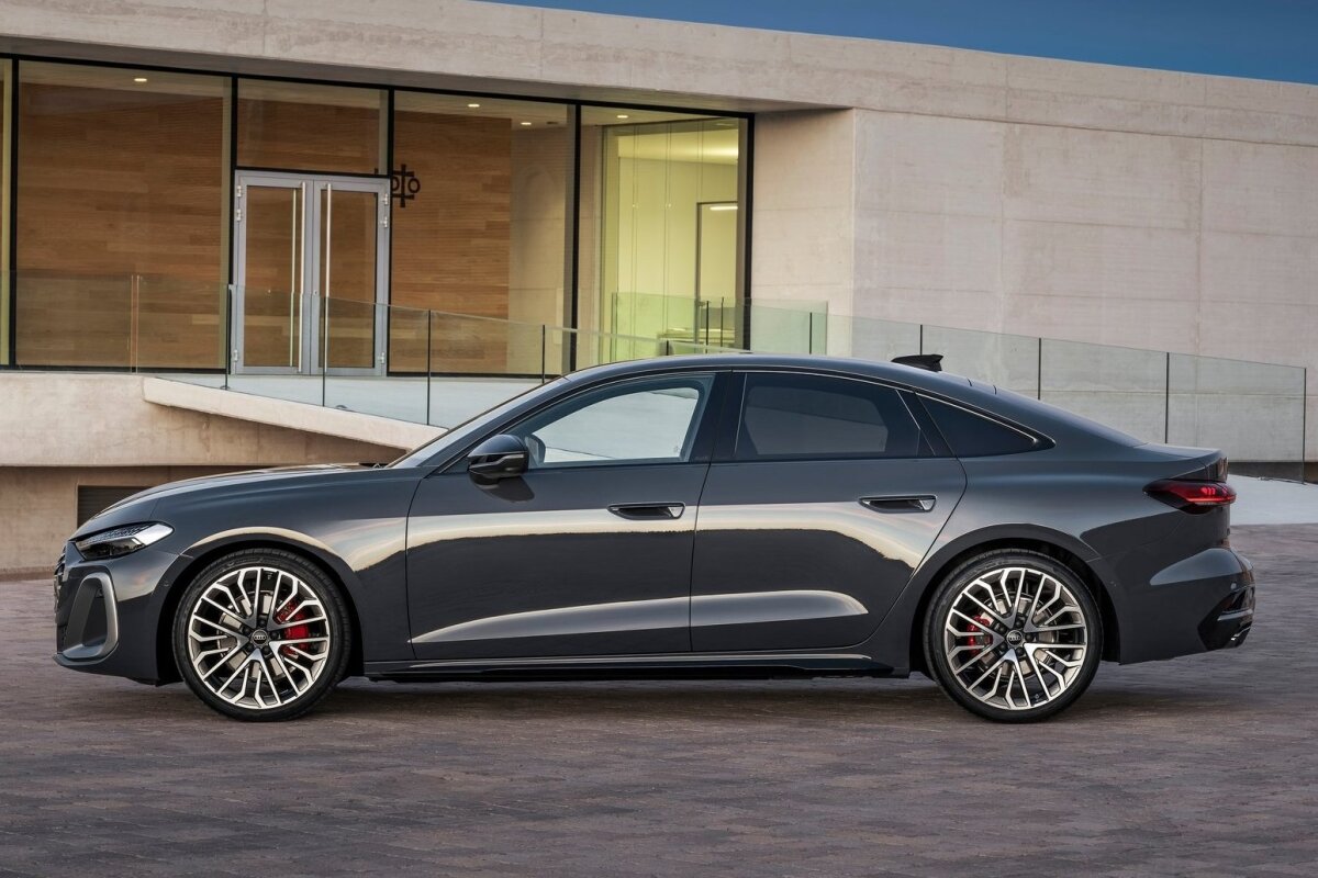 Audi A5 Sedan - 2024