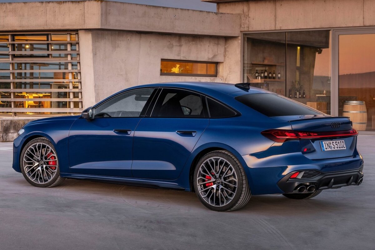 Audi S5 Sedan - 2024