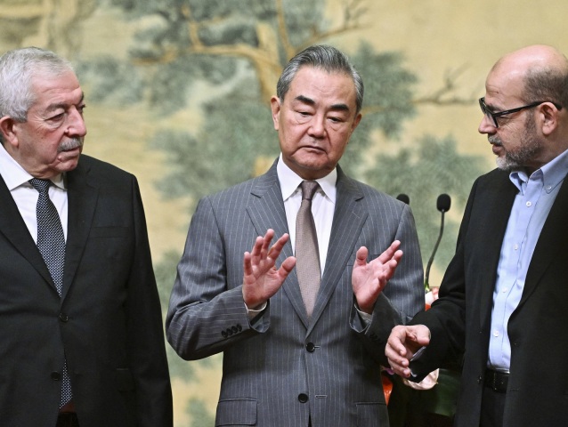 Wang Yi, Hamas, Čína, Fatah, Mahmúd al-Aloul, Mussu Abu Marzuk