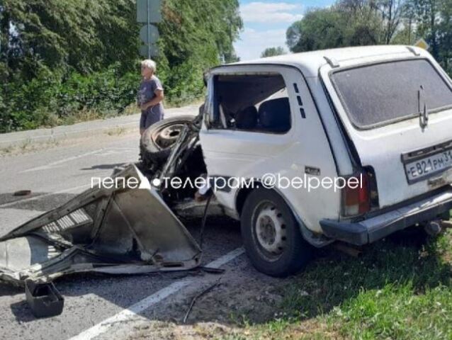Opití ruskí tankisti, zničené auto