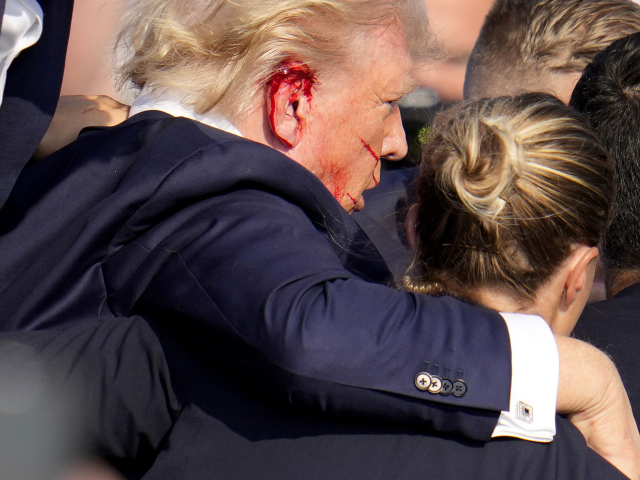 Trump atentát