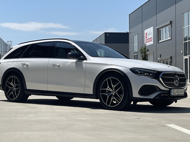 Mercedes-Benz E 300 de 4MATIC All-Terrain