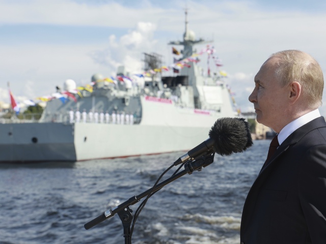 Vladimir Putin, Deň ruského námorníctva
