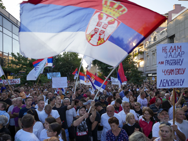 Srbsko lítium protesty