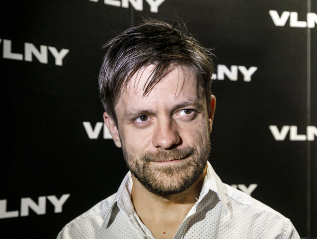 Vlny, Jiří Mádl, film