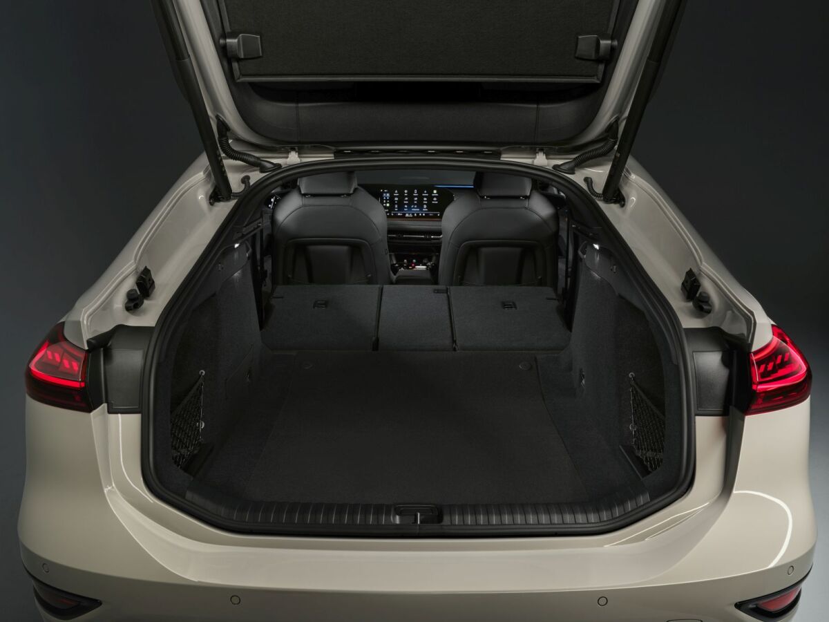 Audi S6 Sportback e-tron - 2024