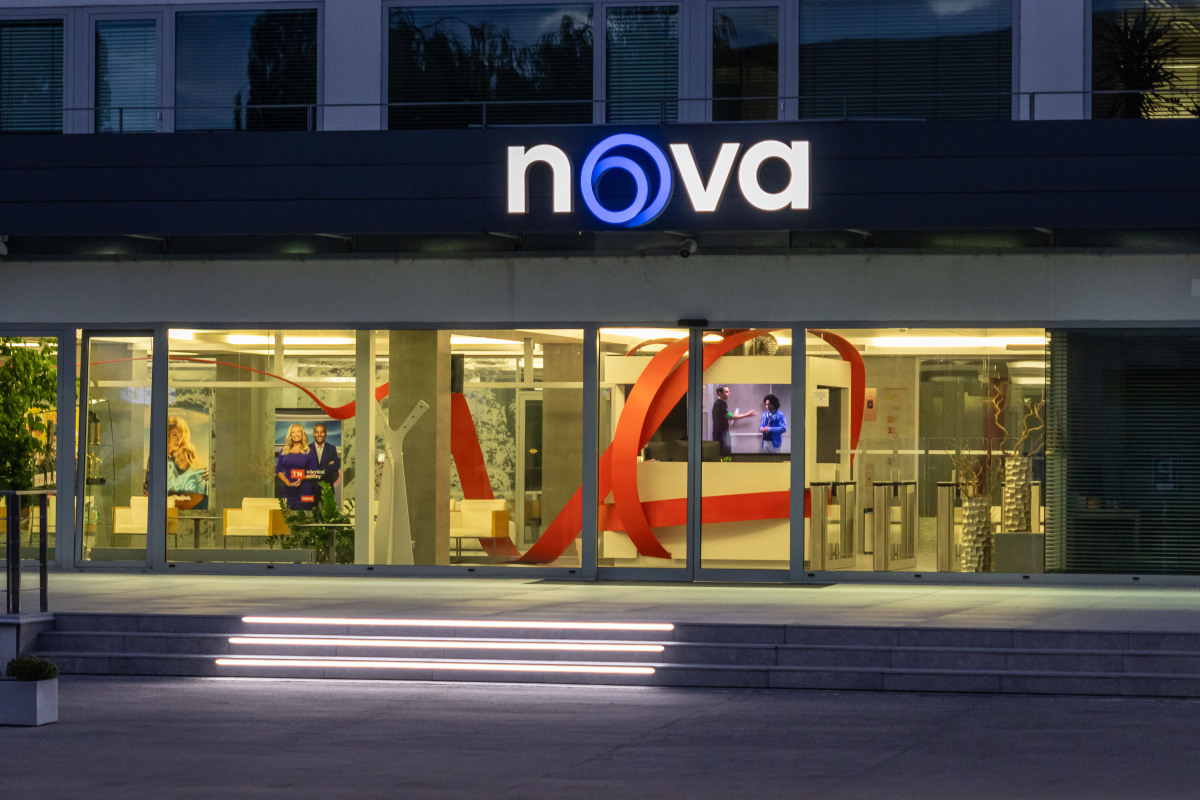 TV Nova, logo
