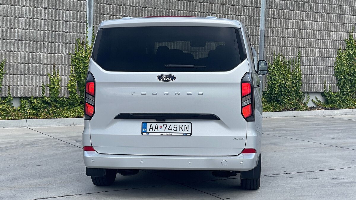 Ford Custom Tourneo L2 (2024)