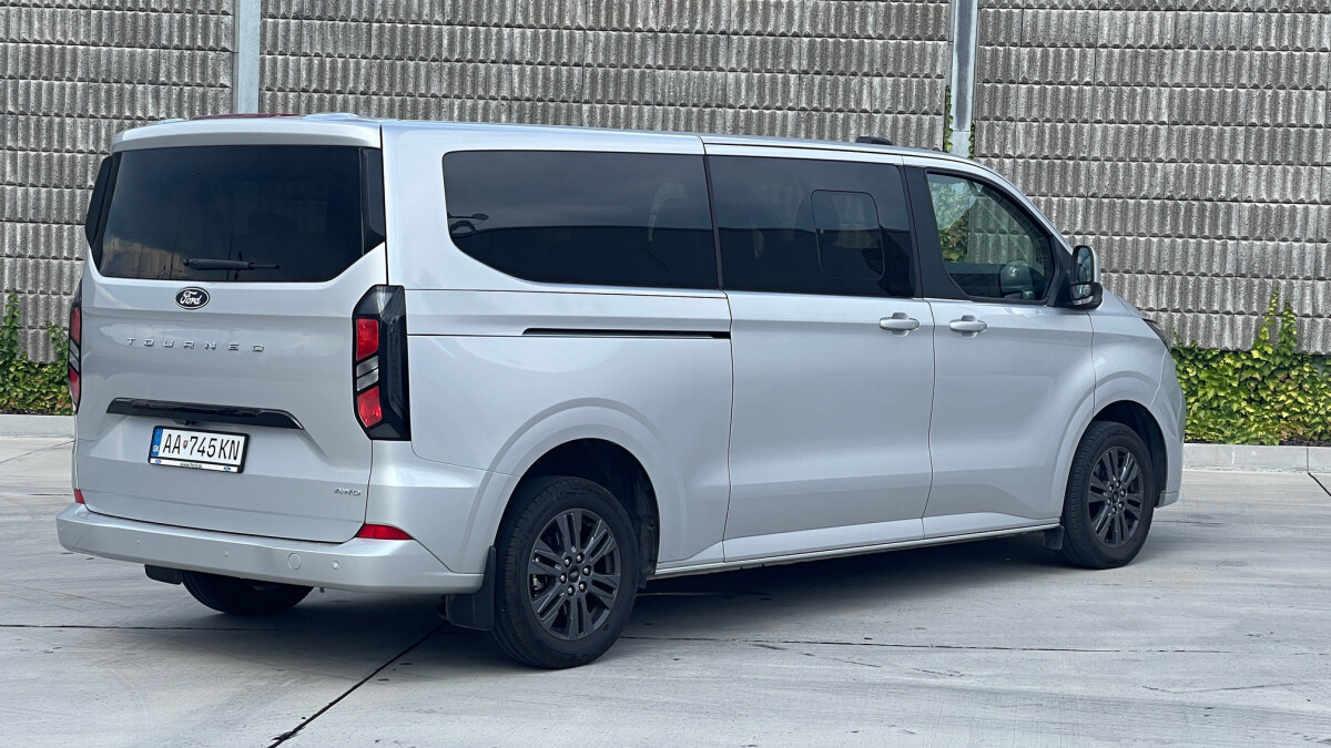 Ford Custom Tourneo L2 (2024)