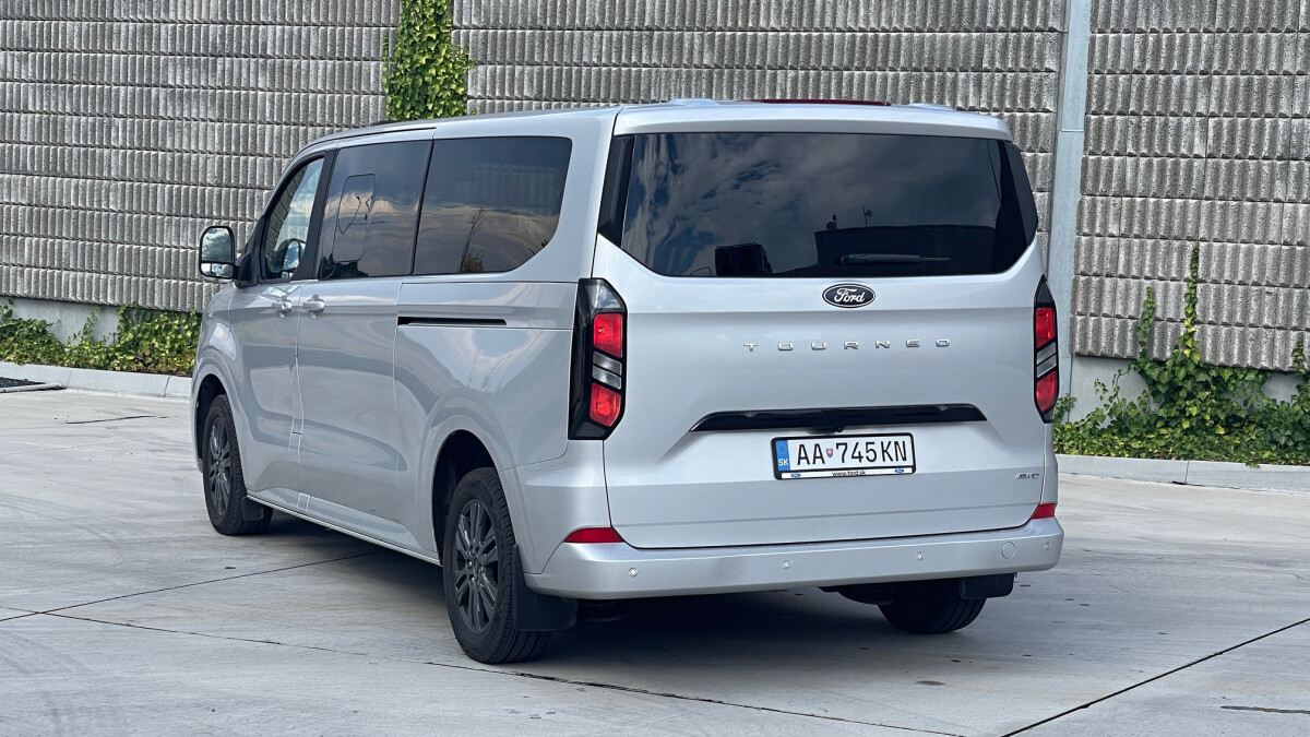 Ford Custom Tourneo L2 (2024)