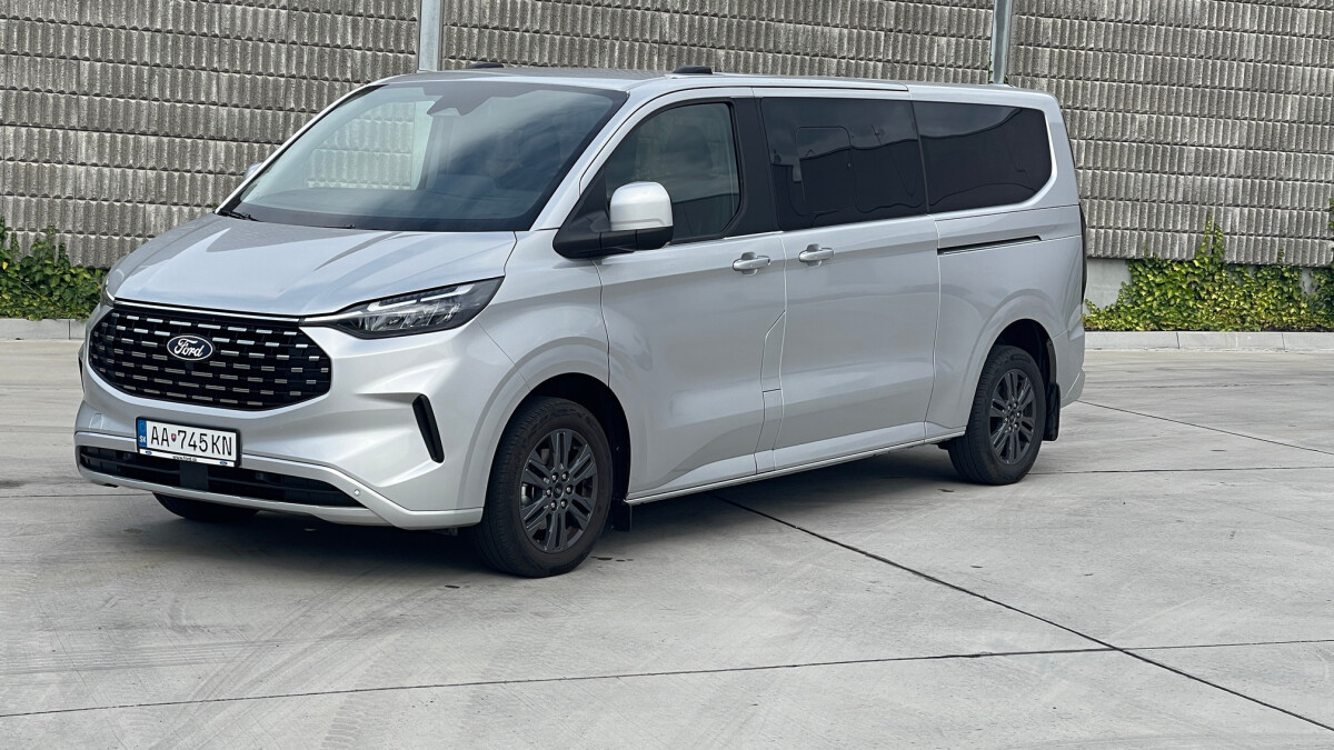 Ford Custom Tourneo L2 (2024)