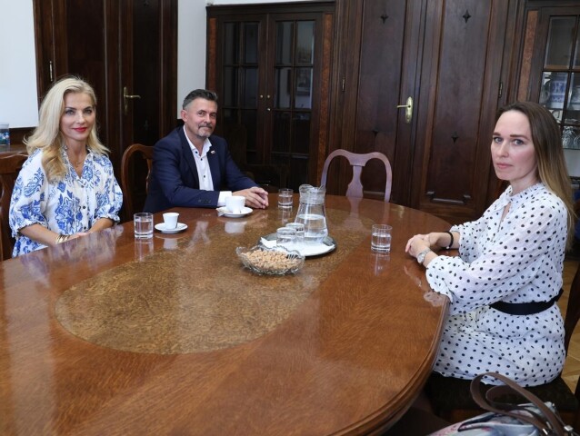 Martina Šimkovičová, Nina Poláková